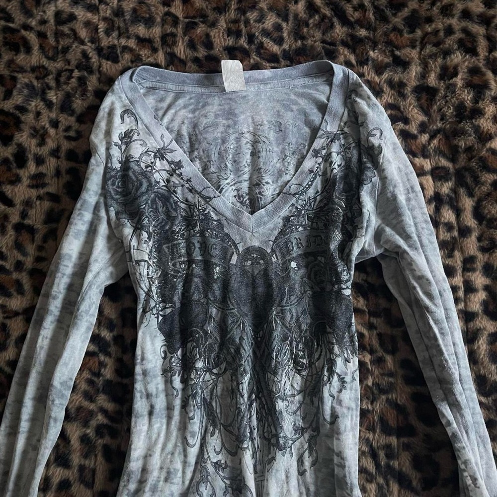 Affliction Style White/Grey Long Sleeve V-Neck Tee - Picture 4 of 4